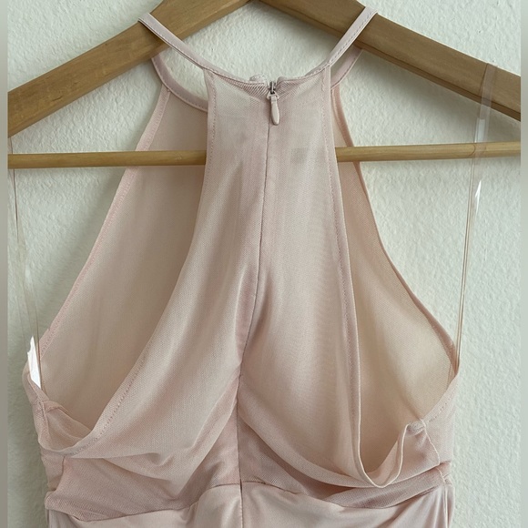β¨House of CBβ¨ Aurelia Blush Halter Maxi Dress Size S - Picture 15 of 17